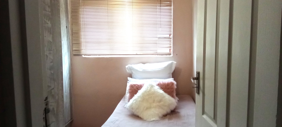 3 Bedroom Property for Sale in Kwa Nobuhle Eastern Cape